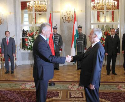 Sólyom László és Schmitt Pál találkozója-stock-foto