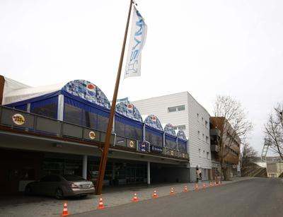 SYMA rendezvénycsarnok-stock-foto