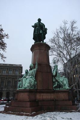 Széchenyi István szobra Budán-stock-foto