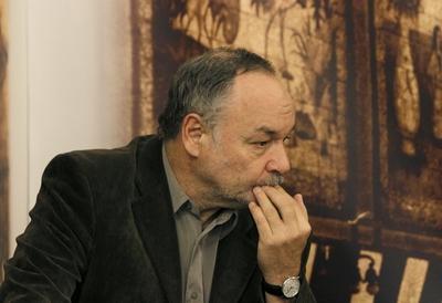 Szép Szó - Népszava-stock-foto