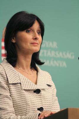 Reptéri biztonság - sajtótájékozttó-stock-foto