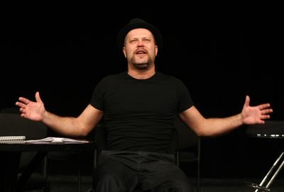 "Tiszta kosz" a Tháliában-stock-foto