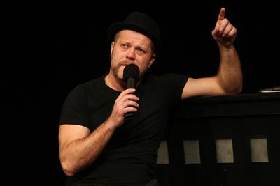 "Tiszta kosz" a Tháliában-stock-foto