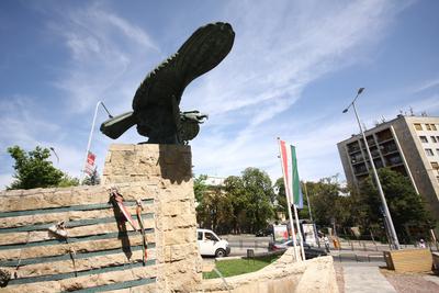 Turulszobor a XII. kerületben-stock-foto