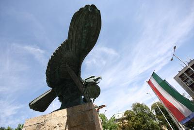 Turulszobor a XII. kerületben-stock-foto