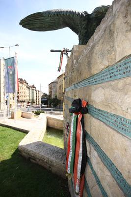 Turulszobor a XII. kerületben-stock-foto