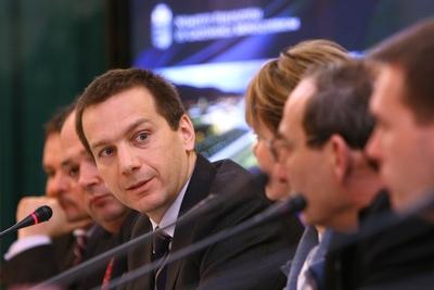 Vállalkozásfinanszírozási szerződések aláírása-stock-foto