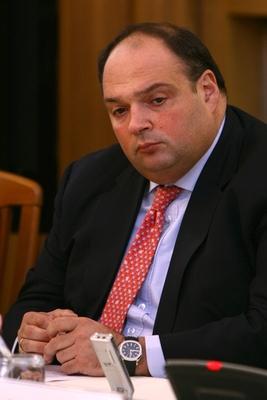 Vállalkozásfinanszírozási szerződések aláírása-stock-foto