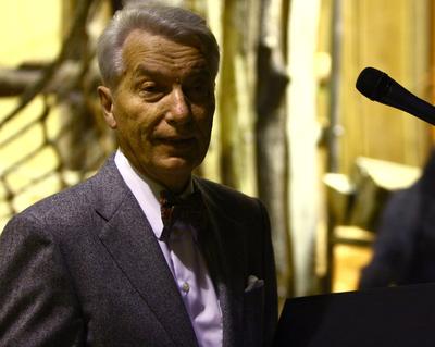 Megjelent Verebes István első regénye-stock-foto