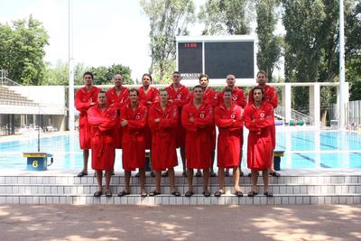 Vízilabdarelikvia-gyűjtés a Hajós Alfréd Sportuszodában-stock-foto