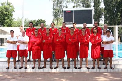 Vízilabdarelikvia-gyűjtés a Hajós Alfréd Sportuszodában-stock-foto