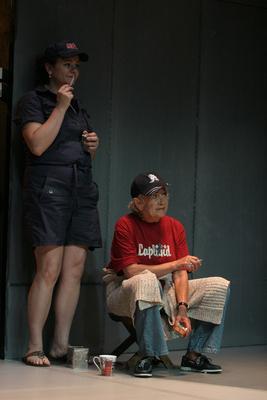 Budapest, 2009.05.12.
Lars von Trier - Christian Lollike: Dogville című darabjának bemutatója a Bárka Színházban Anger Zsolt rendezésésben.

A képen: Varga Anikó és Margitai Ági (jobbra)-stock-foto