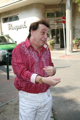 Fenyő Miklós sajtótájékoztatója-stock-foto