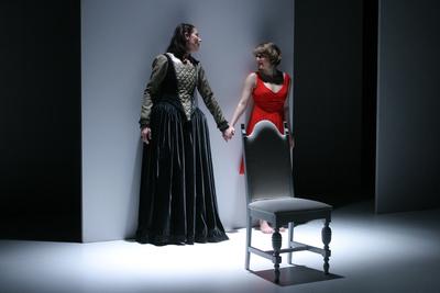 Dacia Maraini: A Királynő teste-stock-foto