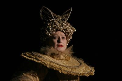 Dacia Maraini: A Királynő teste-stock-foto