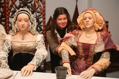 Hírességek a Reneszánsz Panoptikumban-stock-foto