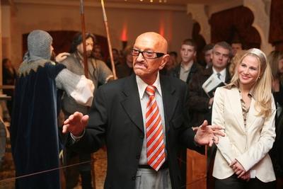 Hírességek a Reneszánsz Panoptikumban-stock-foto