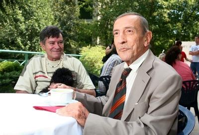 Antal Imre 72 éves-stock-foto