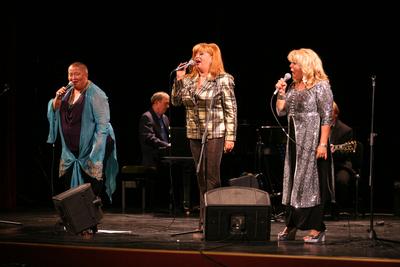 Retro Dívák koncert az Urániában-stock-foto