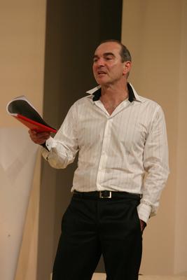 Bernard Slade: Romantikus komédia-stock-foto