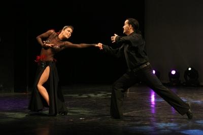 Budapest, 2008.01.21.
A Studio Vida támogatásával színpadra állt Magyarország legnagyobb salsa táncos produkciója a "Fuego de la SALSA - A SALSA tüze" 

A képen: Südi Iringó és Dudás Tibor-stock-foto