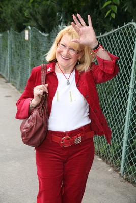 Táncdalénekesek, zenészek a Remízben-stock-foto