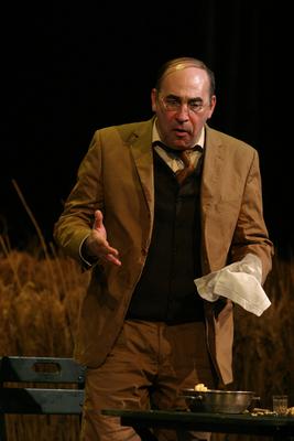 Móricz Zsigmond: Úri muri-stock-foto