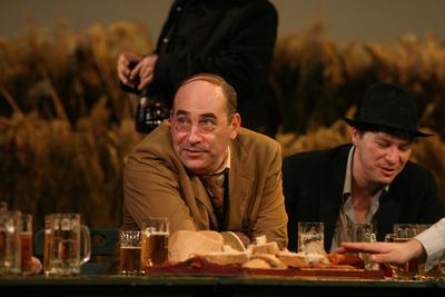 Móricz Zsigmond: Úri muri-stock-foto