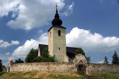Vörösberény, Református Erőd Templom-stock-foto