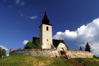 Vörösberény, Református Erőd Templom-stock-foto