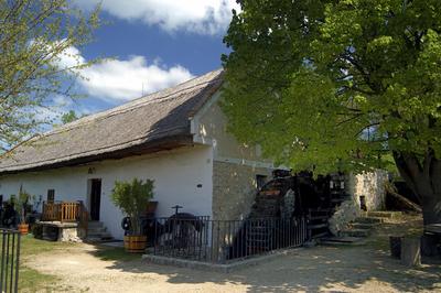 Az Örvényesi vizimalom-stock-foto