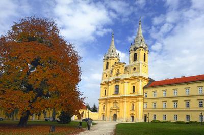 Zirci Apátság-stock-photo