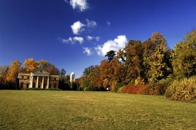 Alcsúti arborétum és a Habsburg-kastély maradványa, Alcsútdoboz-stock-foto