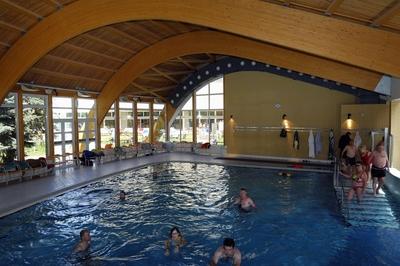 A Büki Gyógyfürdő-stock-foto