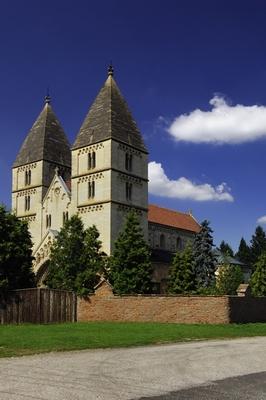 Jáki templom-stock-foto