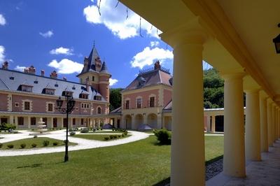 Kastélyhotel Sasvár, Parádsasvár-stock-foto