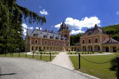 Kastélyhotel Sasvár, Parádsasvár-stock-foto