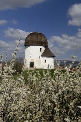 Ösküi kerektemplom-stock-foto