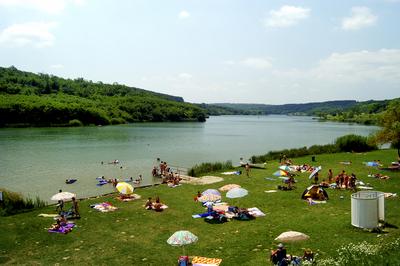 Szálkai-víztározó-stock-foto