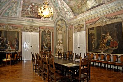 Sárvár, a Nádasdy-vár lovagterme-stock-foto