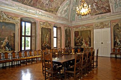 Sárvár, a Nádasdy-vár lovagterme-stock-foto