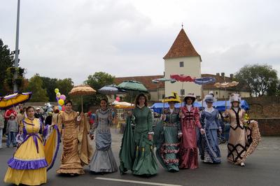 Sárvár, szüreti felvonulás-stock-foto