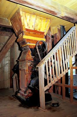 Túristvándi vizimalom-stock-foto