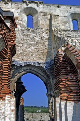 Zsámbék, a premontrei kolostor és templom romjai-stock-foto