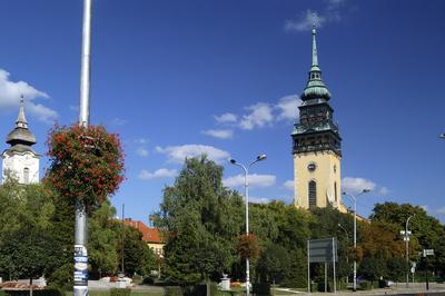 Nagykőrös városközpontja (Szabadság tér)-stock-foto