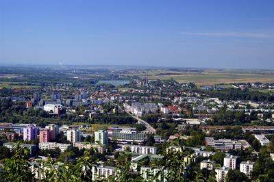 Tatabánya látképe a Kő-hegyről-stock-foto