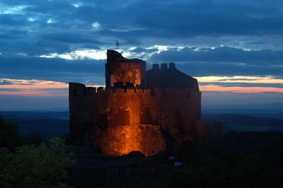 A Hollókői vár-stock-foto