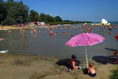 Keszthely, Városi strand-stock-foto