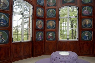 Gödöllő, Királydombi pavilon a kastélyparkban-stock-foto