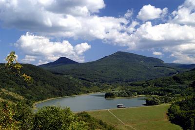 Pásztó, Hasznosi-víztároló-stock-foto